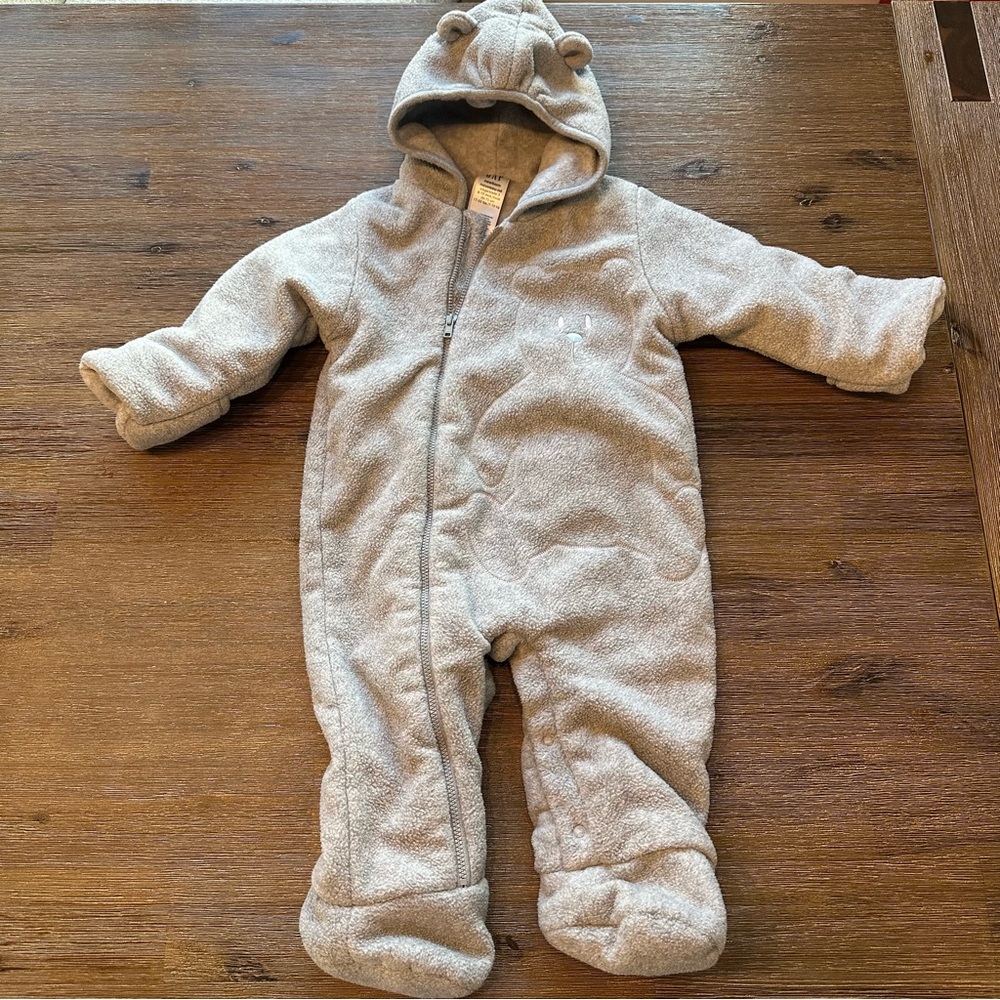 GAP Baby grey fleece bunting suit size 6-12 months